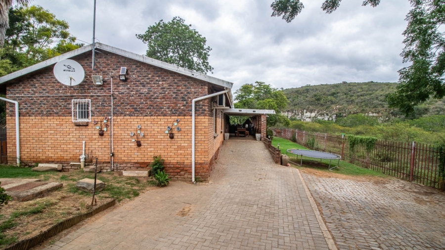 9 Bedroom Property for Sale in West Bank Eastern Cape